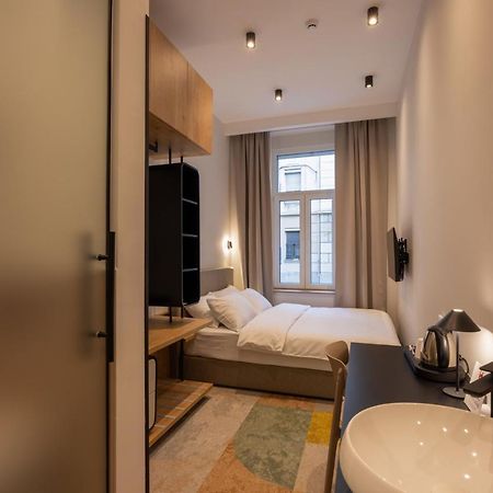 Hop Inn Rooms & Suites Belgrad Exterior foto