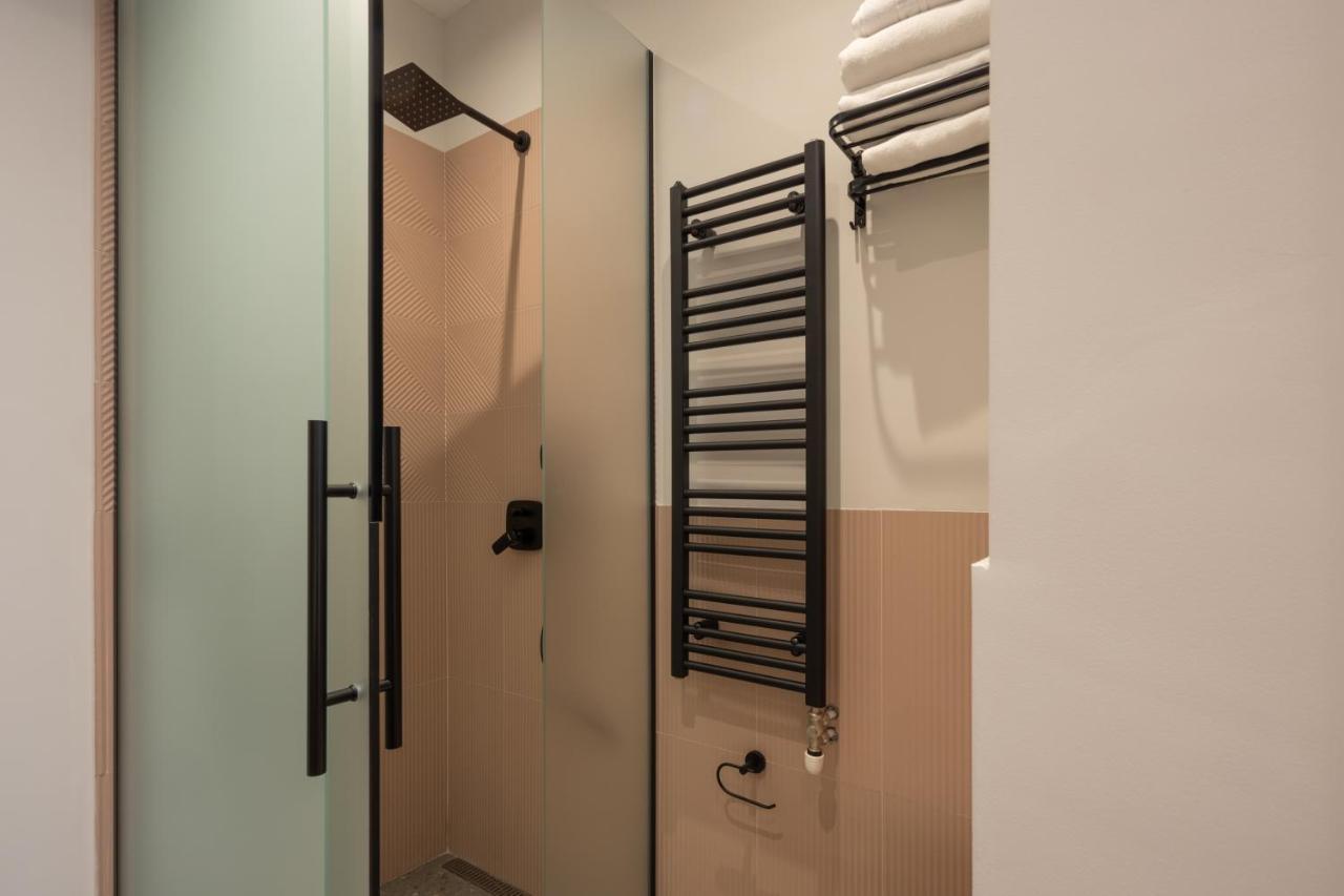 Hop Inn Rooms & Suites Belgrad Exterior foto