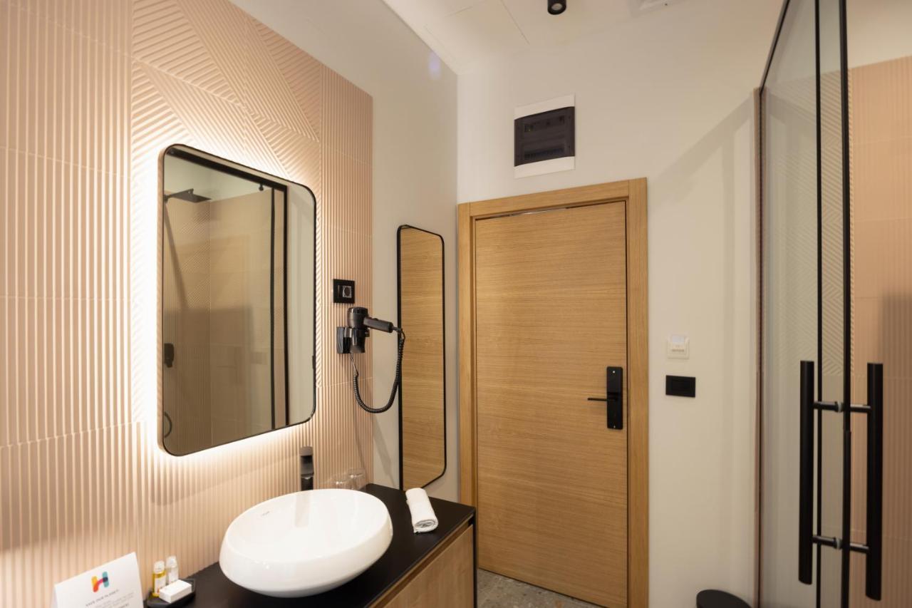 Hop Inn Rooms & Suites Belgrad Exterior foto