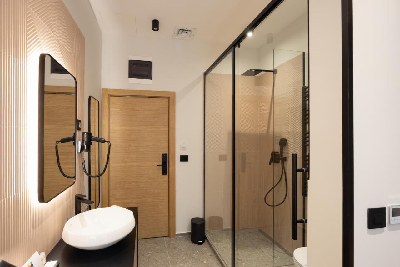 Hop Inn Rooms & Suites Belgrad Exterior foto