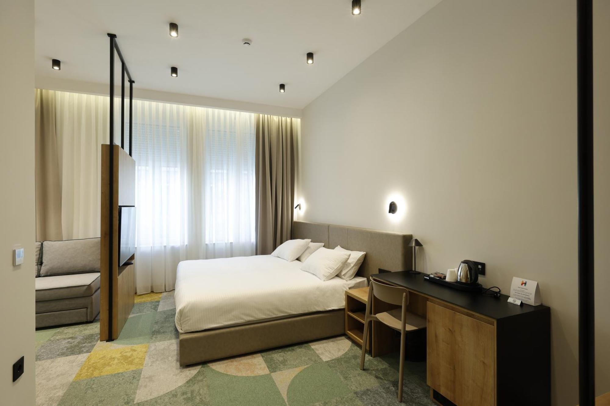 Hop Inn Rooms & Suites Belgrad Exterior foto