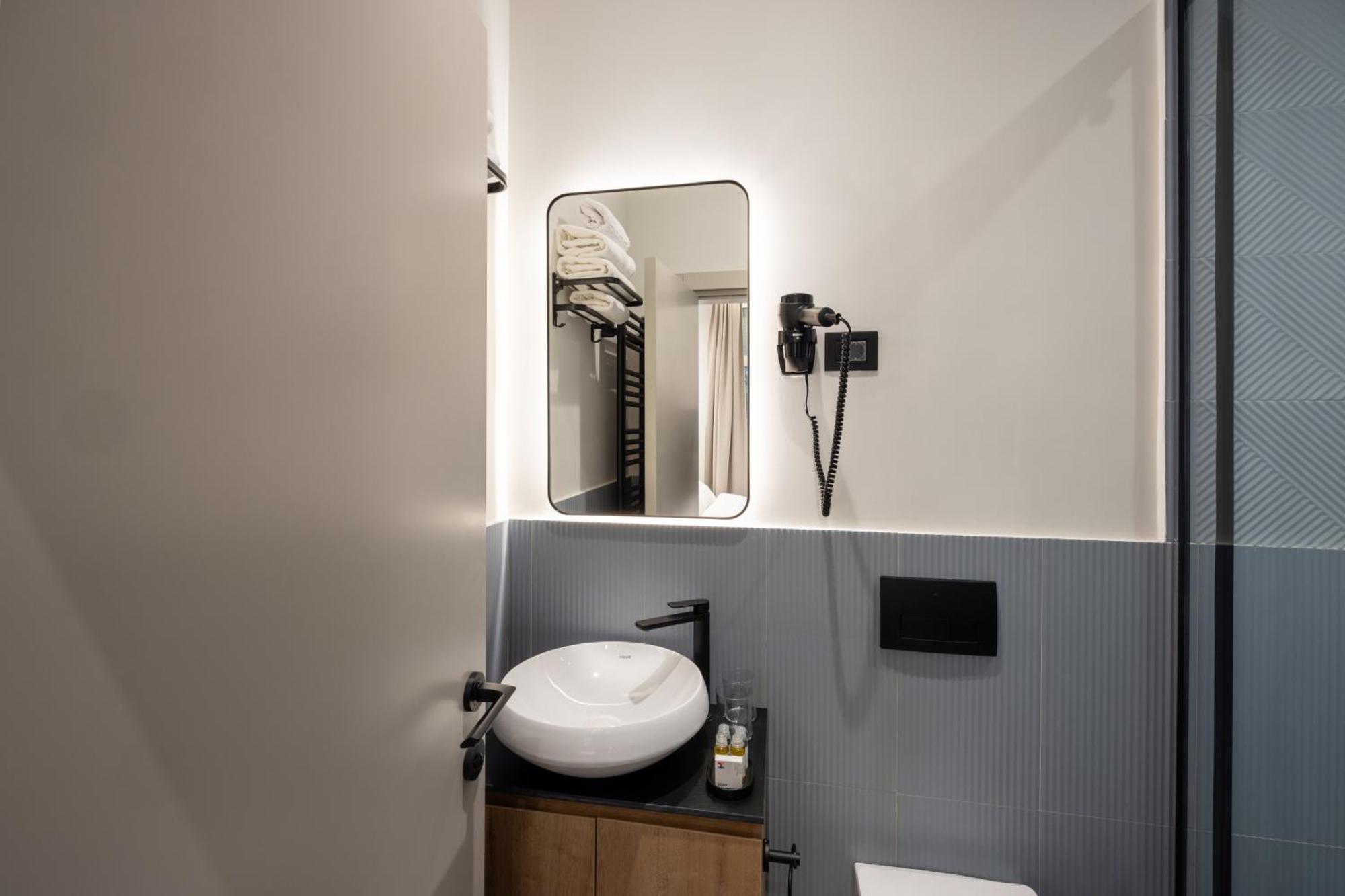 Hop Inn Rooms & Suites Belgrad Exterior foto